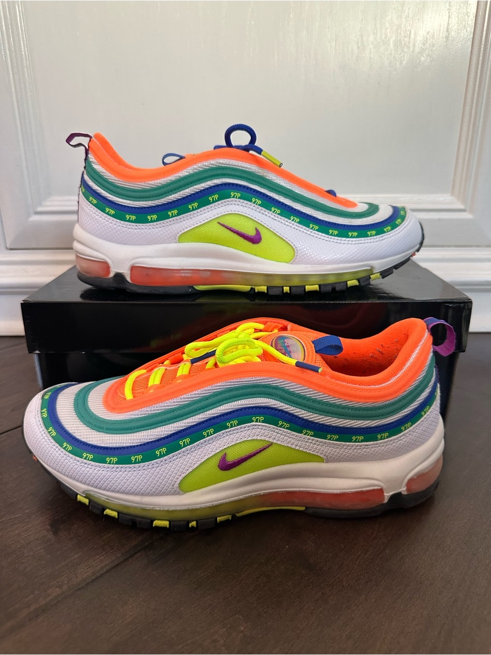 Nike Air Max 97 “On Air: London Summer of Love” - Picture 3 of 9